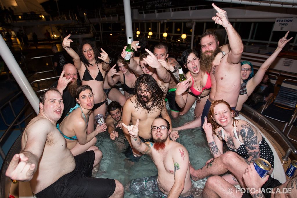 70000 Tons of Metal 2014 ::. Hot tub impression