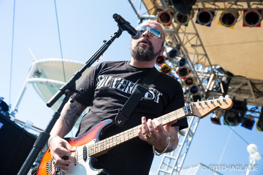 70000 Tons of Metal 2014 ::. Poltergeist