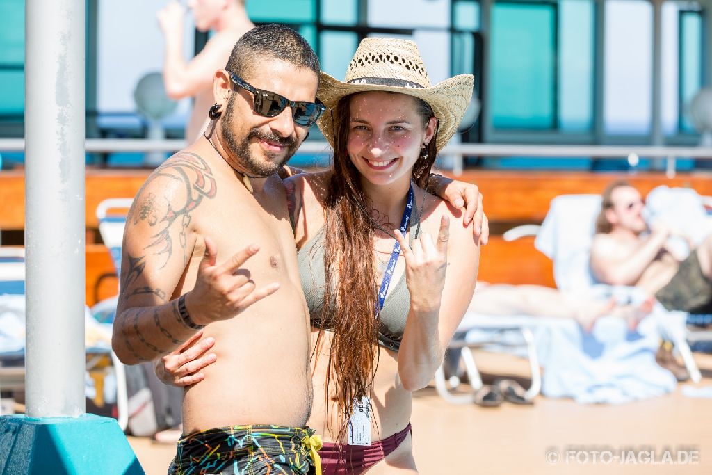 70000 Tons of Metal 2014 ::. Pooldeck impression