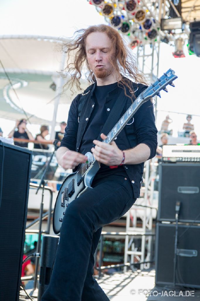 70000 Tons of Metal 2014 ::. Leaves' Eyes