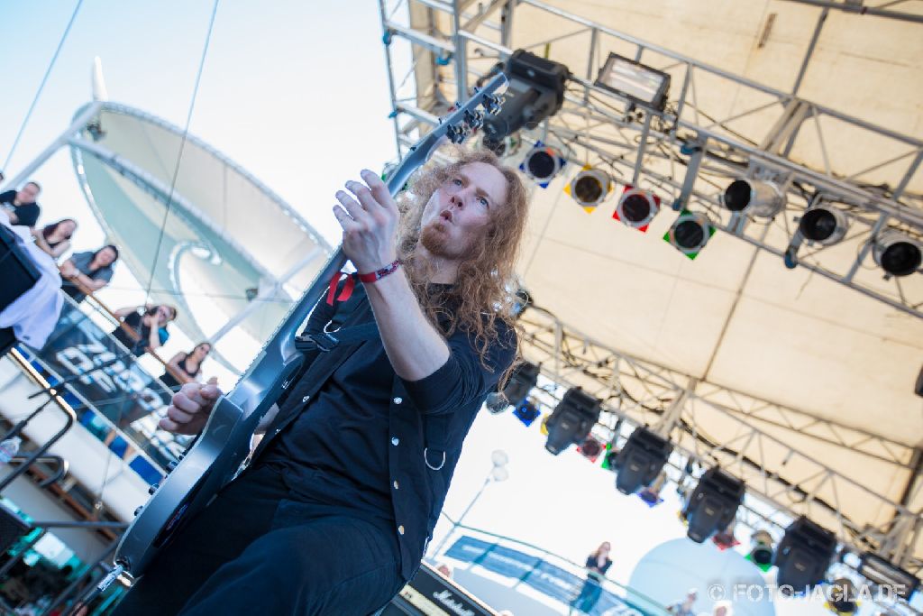 70000 Tons of Metal 2014 ::. Leaves' Eyes