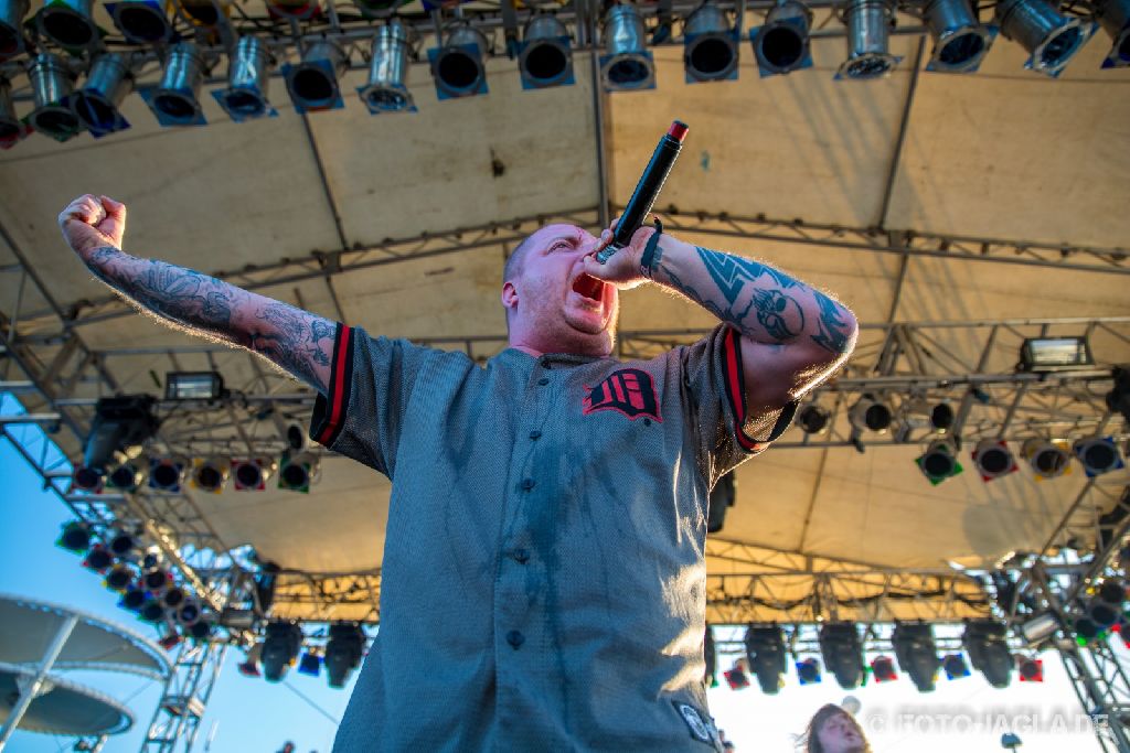 70000 Tons of Metal 2014 ::. The Haunted