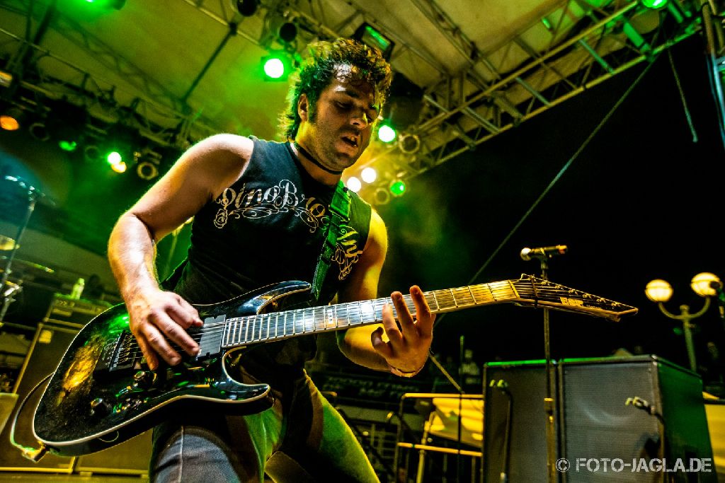 70000 Tons of Metal 2014 ::. Unearth