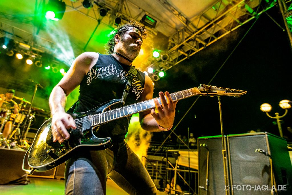 70000 Tons of Metal 2014 ::. Unearth