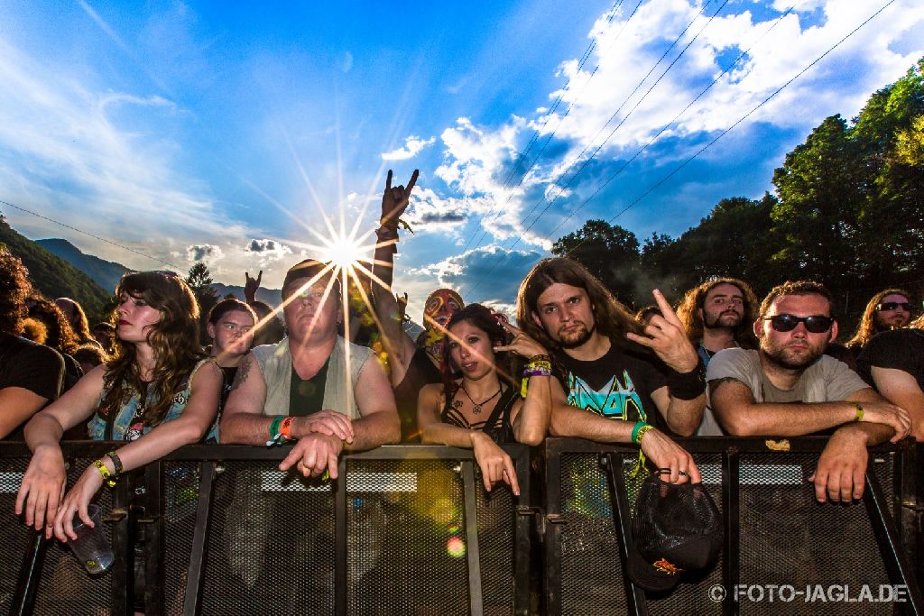 Metaldays 2014 ::. Crowd during Artillery