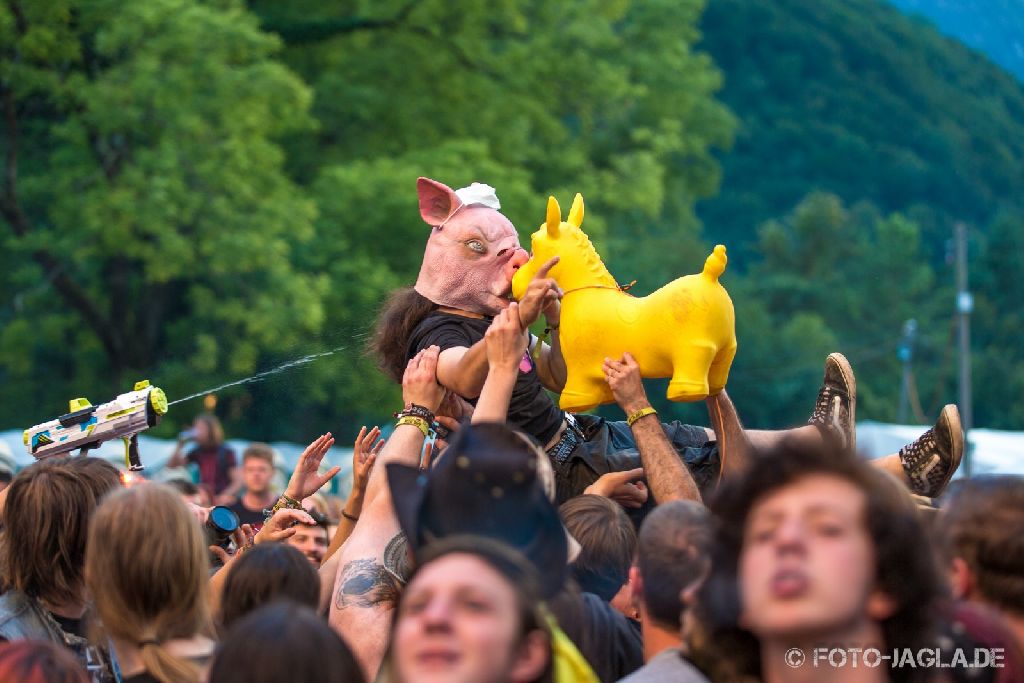 Metaldays 2014 ::. Crowd during Saltatio Mortis