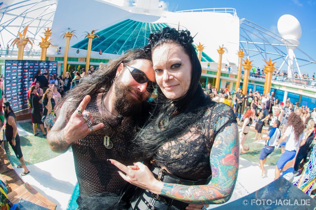 70000 Tons of Metal 2015 ::. Pooldeck impression