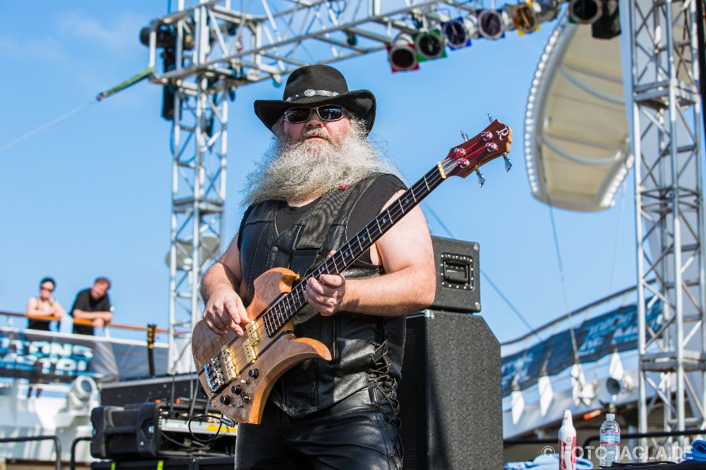 70000 Tons of Metal 2015 ::. Korpiklaani