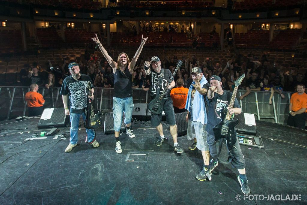 Abschlussbild von Artillery auf dem 70000 Tons of Metal 2015