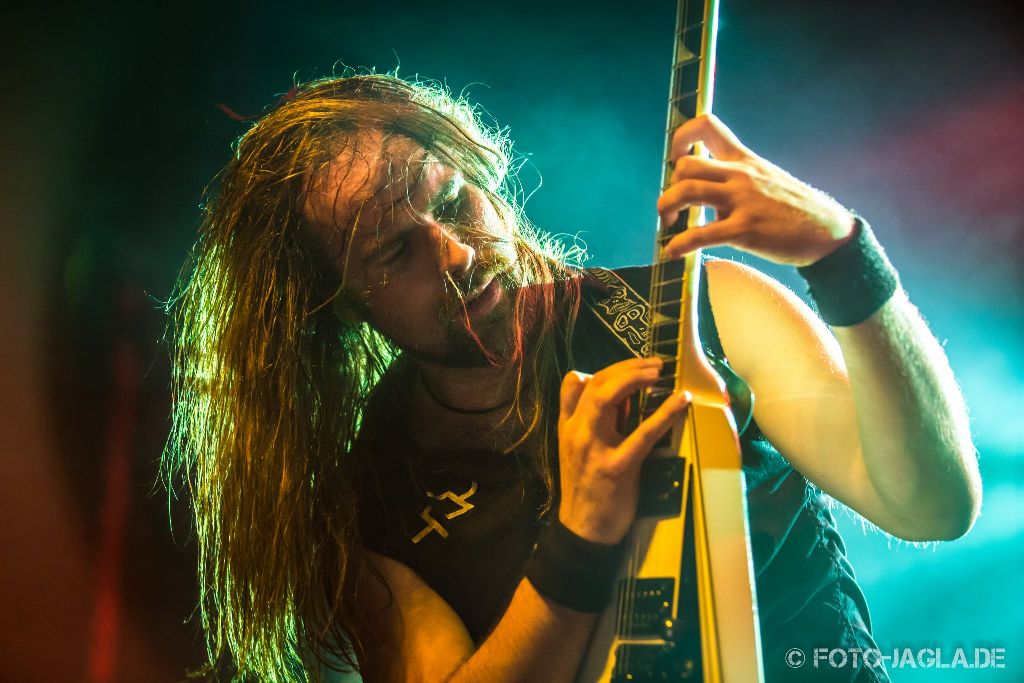 Omnium Gatherum als Vorband auf dem Ensiferum Konzert am 28.03.2015 im Tivoli in Bremen