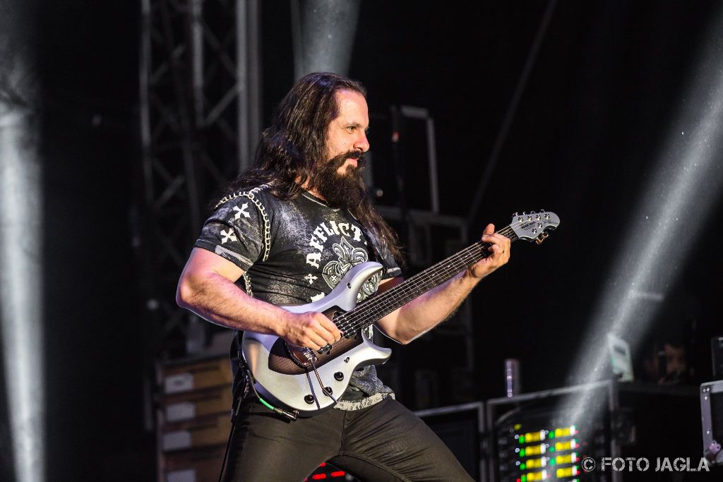 Metaldays 2015 (Day 2) ::. Dream Theater