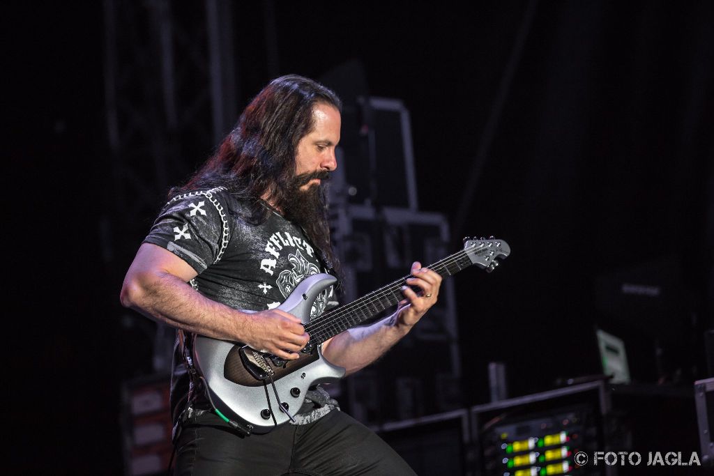 Metaldays 2015 (Day 2) ::. Dream Theater