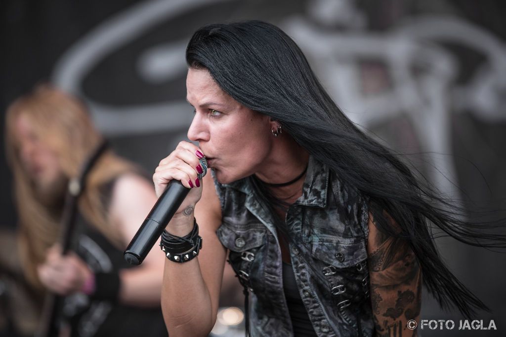 Cripper (Britta G�rtz) auf dem Rockharz 2015