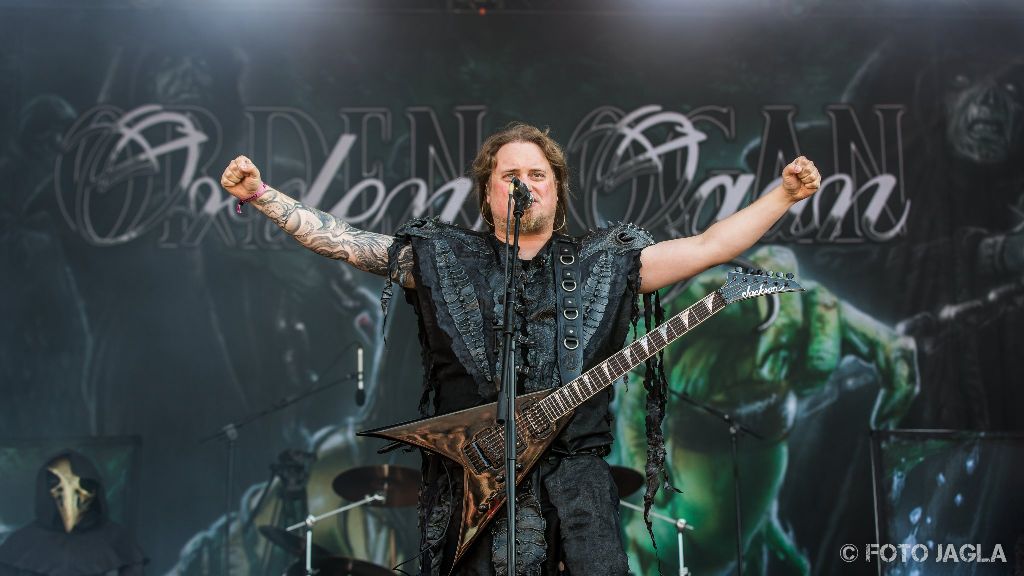 Orden Ogan auf dem Rockharz 2015
Frontmann Sebastian 