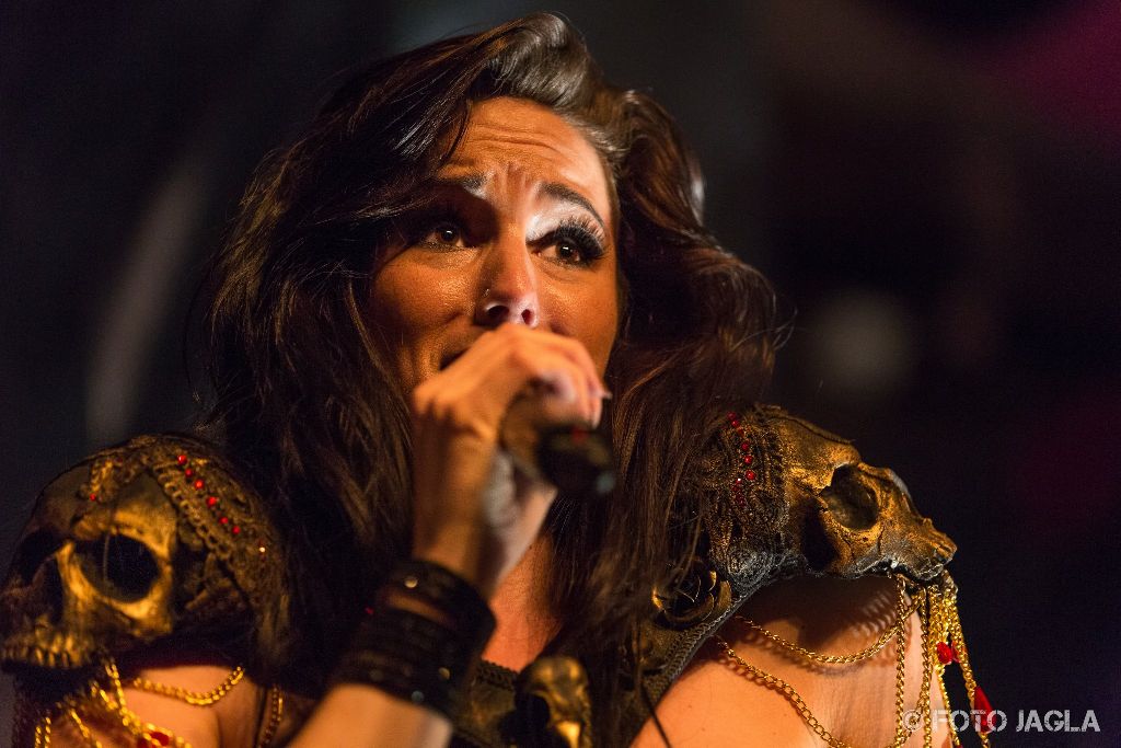 Xandria als Support-Band auf der Wolfsn�chte Tour 2015 von Powerwolf am 05.09.2015 in der Live Music Hall in K�ln