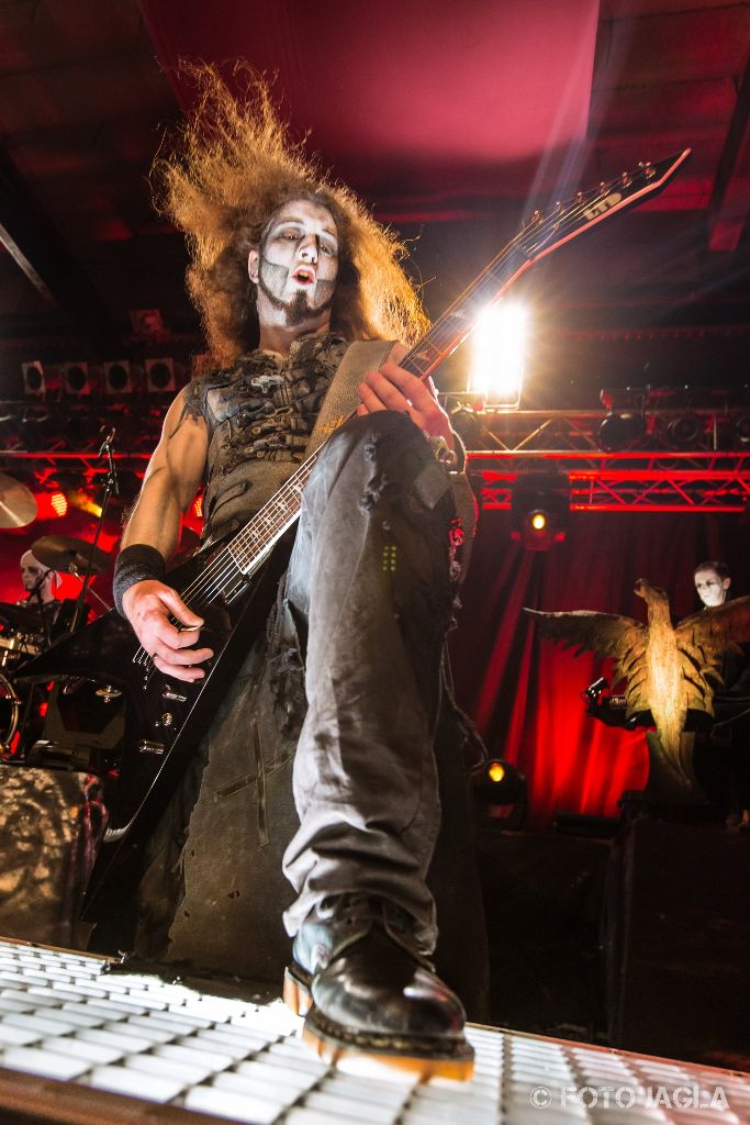 Powerwolf auf ihrer Wolfsn�chte Tour am 05.09.2015 in der Live Music Hall in K�ln