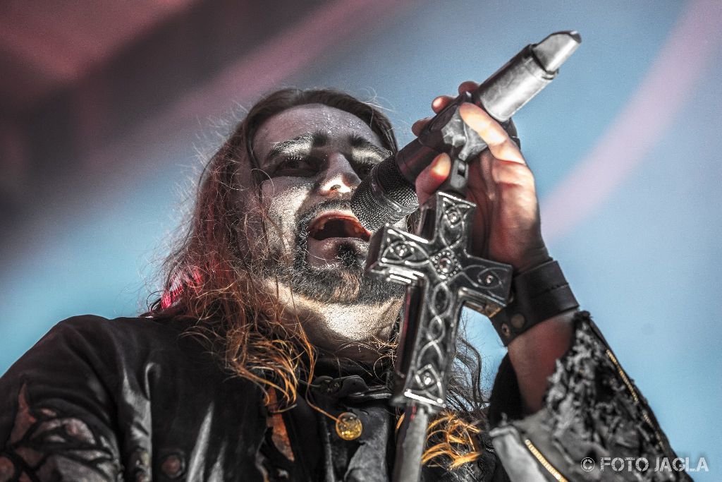 Powerwolf auf ihrer Wolfsn�chte Tour am 05.09.2015 in der Live Music Hall in K�ln