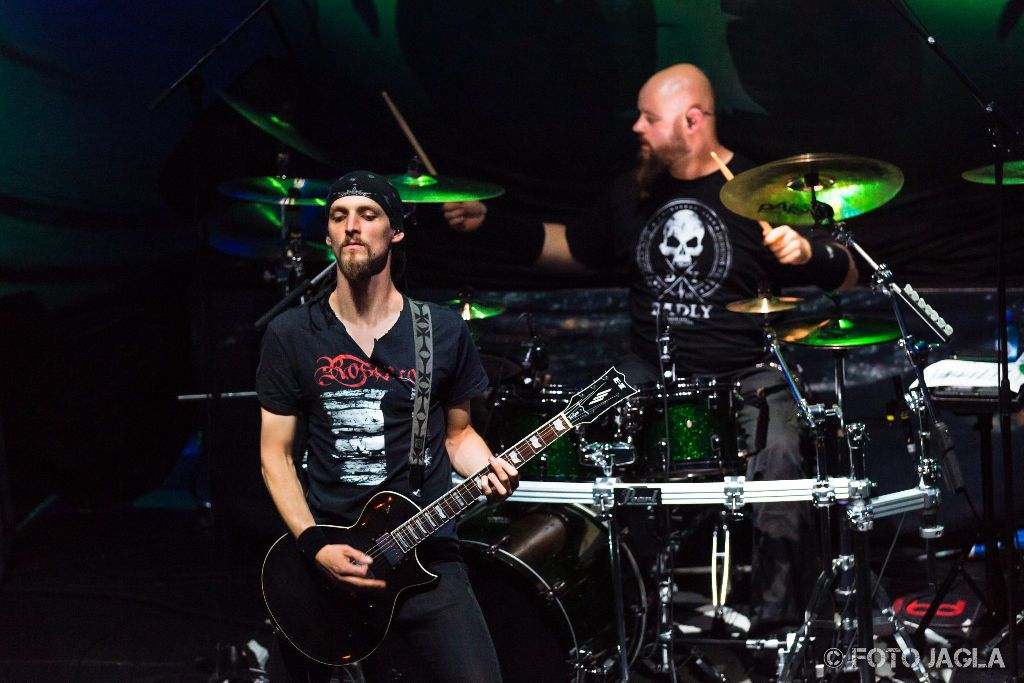 Xandria als Support-Band auf der Wolfsn�chte Tour 2015 von Powerwolf am 06.09.2015 im Gebroeders De Nobel in Leiden