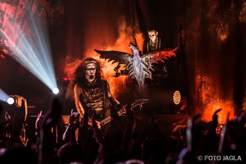 Powerwolf auf ihrer Wolfsn�chte Tour 2015 am 06.09.2015 im Gebroeders De Nobel in Leiden