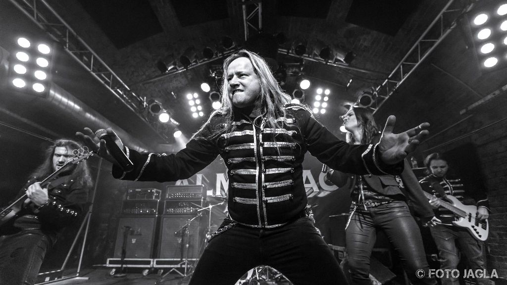 Almanac als Very Special Guests von Orden Ogan auf der 