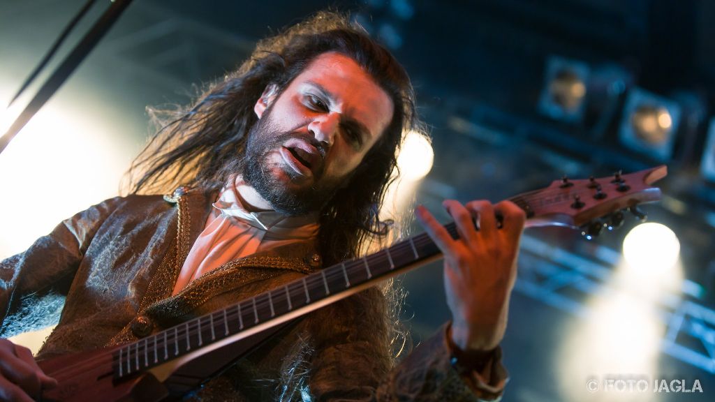 Fleshgod Apocalypse als Support-Act auf der Ensiferum �The Return Of The One Man Army� Tour am 20.04.2016 in K�ln (Live Music Hall)