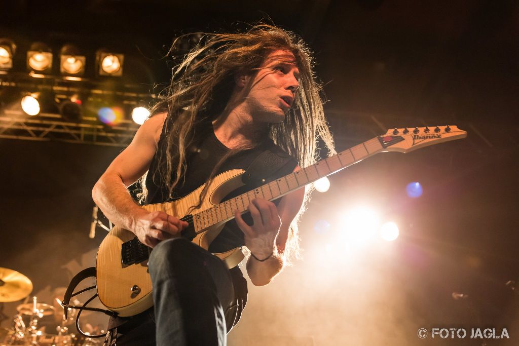 Heidra als Support-Act auf der Ensiferum �The Return Of The One Man Army� Tour am 20.04.2016 in K�ln (Live Music Hall)