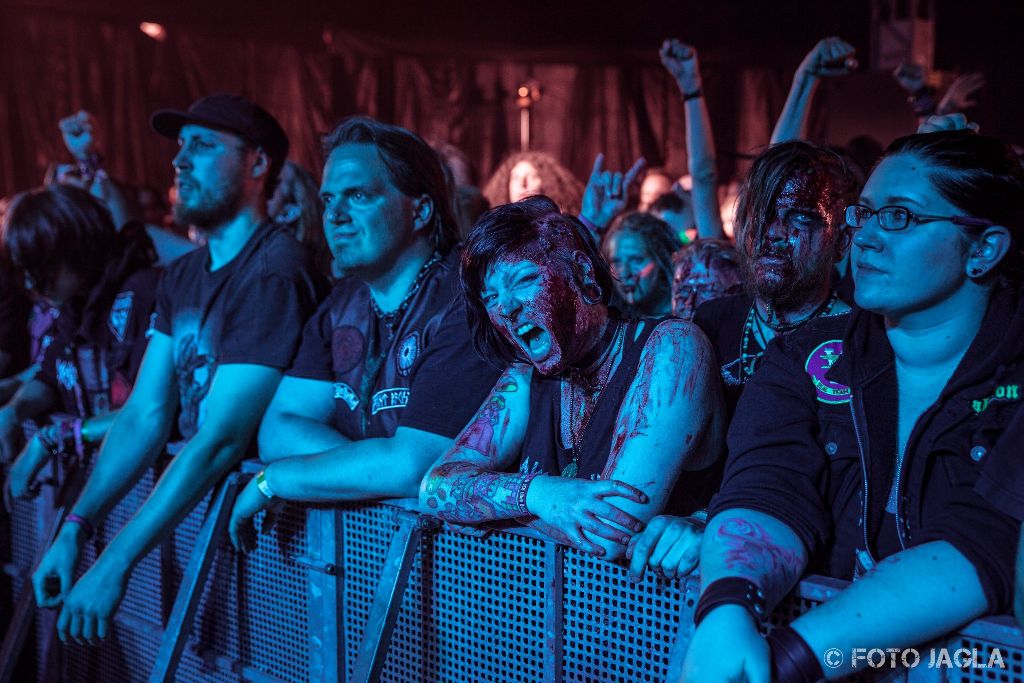 Crowd @ FLESHGOD APOCALYPSE auf dem Dong Open Air 2016 in Neukirchen-Vlyn