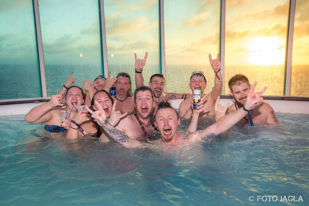 70000 Tons Of Metal 2017
Impressionen vom Pooldeck