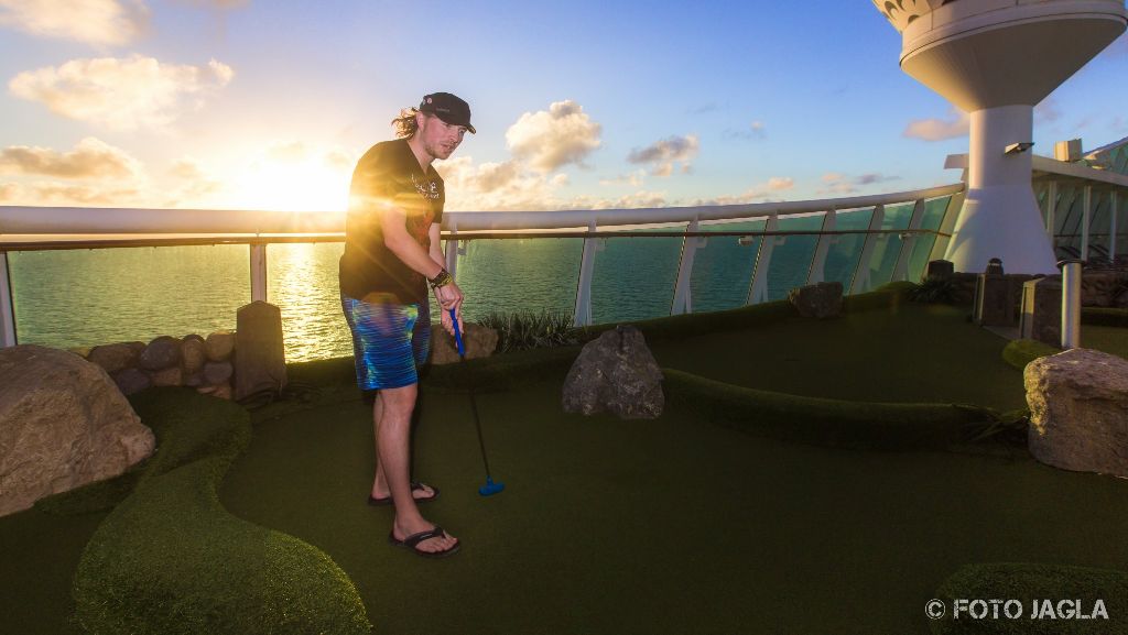 70000 Tons Of Metal 2017
Minigolf