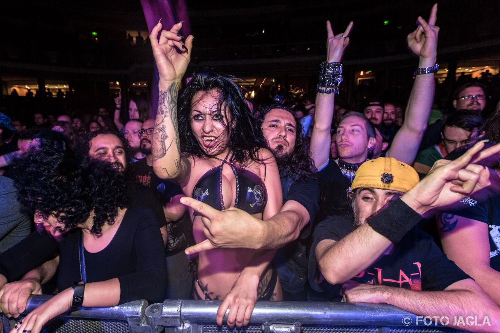 70000 Tons Of Metal 2017
Impressionen aus dem Fotograben