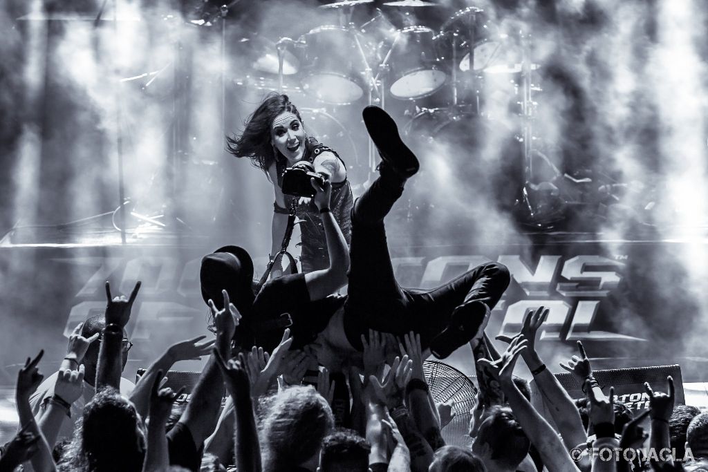 70000 Tons Of Metal 2017
Arch Enemy auf der Pooldeck-Stage