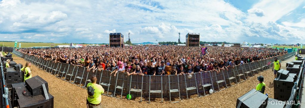 Summer Breeze Open Air 2017 in Dinkelsb�hl
Impressionen aus dem Fotograben w�hrend WHILE SHE SLEEPS