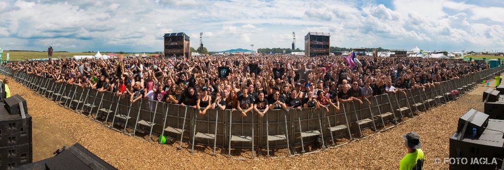 Summer Breeze Open Air 2017 in Dinkelsb�hl
Impressionen aus dem Fotograben w�hrend WHILE SHE SLEEPS