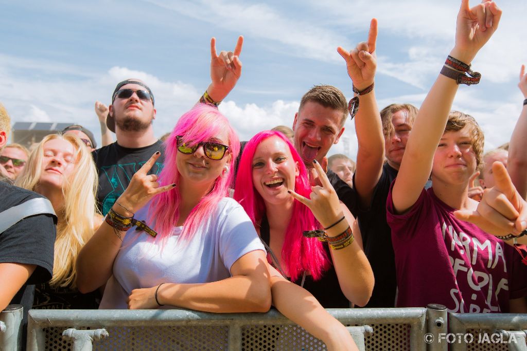 Summer Breeze Open Air 2017 in Dinkelsb�hl
Impressionen aus dem Fotograben w�hrend WHILE SHE SLEEPS