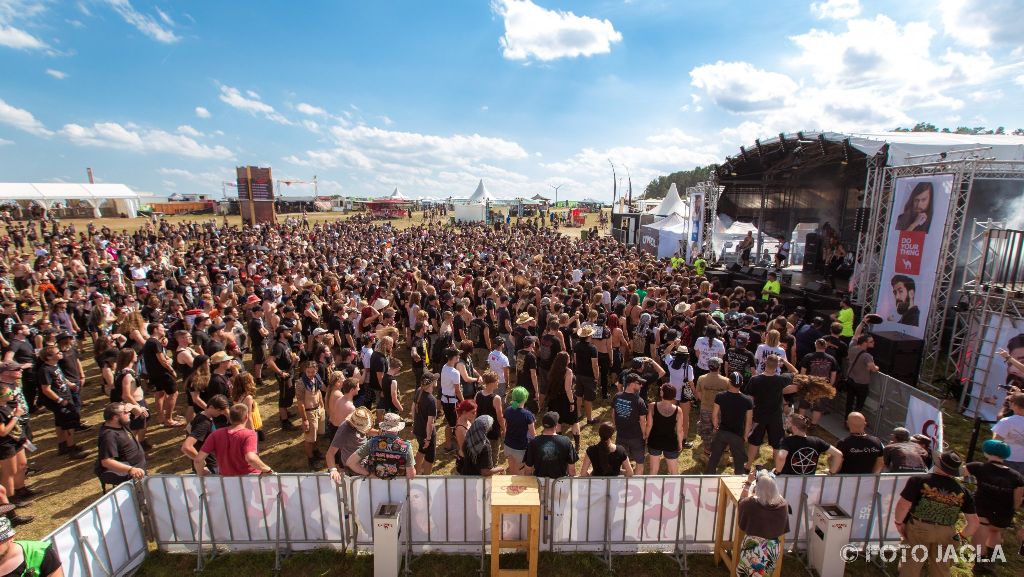 Summer Breeze Open Air 2017 in Dinkelsb�hl
INFECTED RAIN auf der Camel Stage