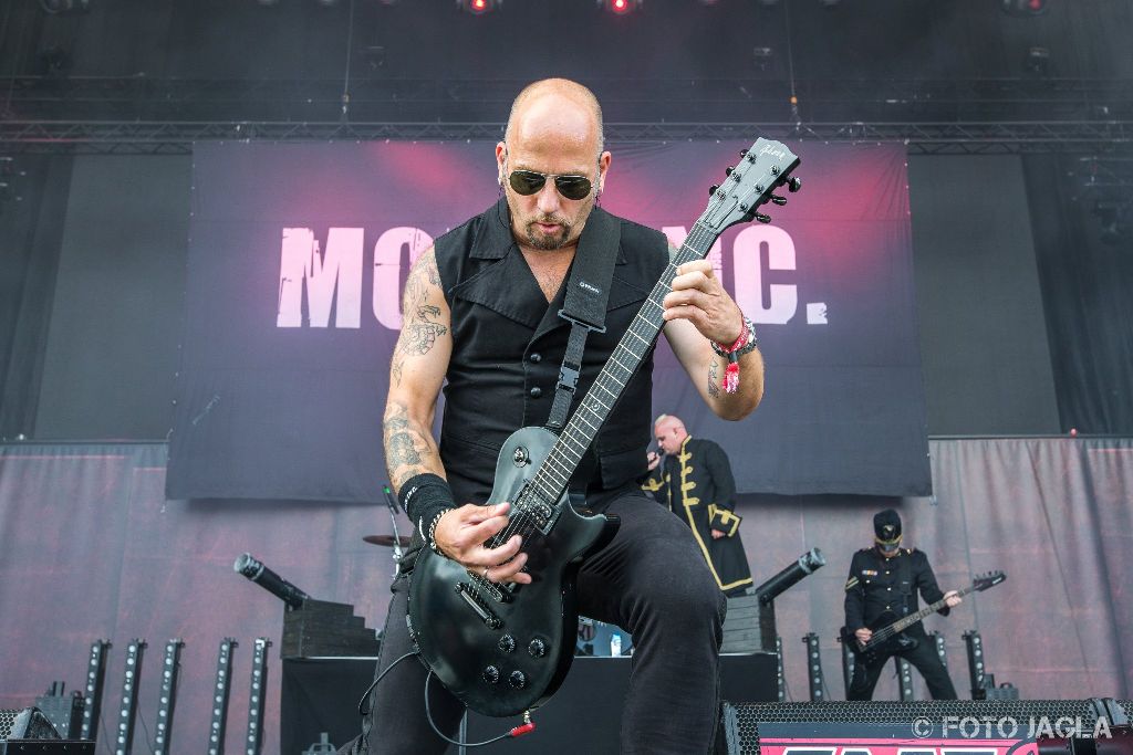 Summer Breeze Open Air 2017 in Dinkelsb�hl
MONO INC. auf der Breeze Stage