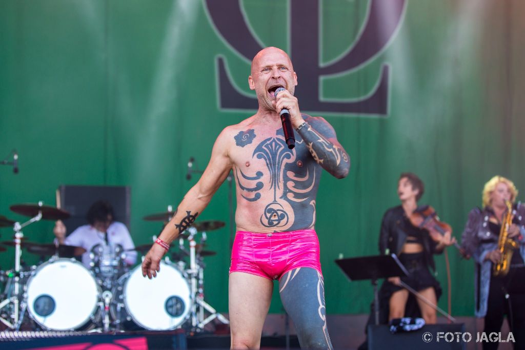 Summer Breeze Open Air 2017 in Dinkelsb�hl
KNORKATOR auf der Breeze Stage