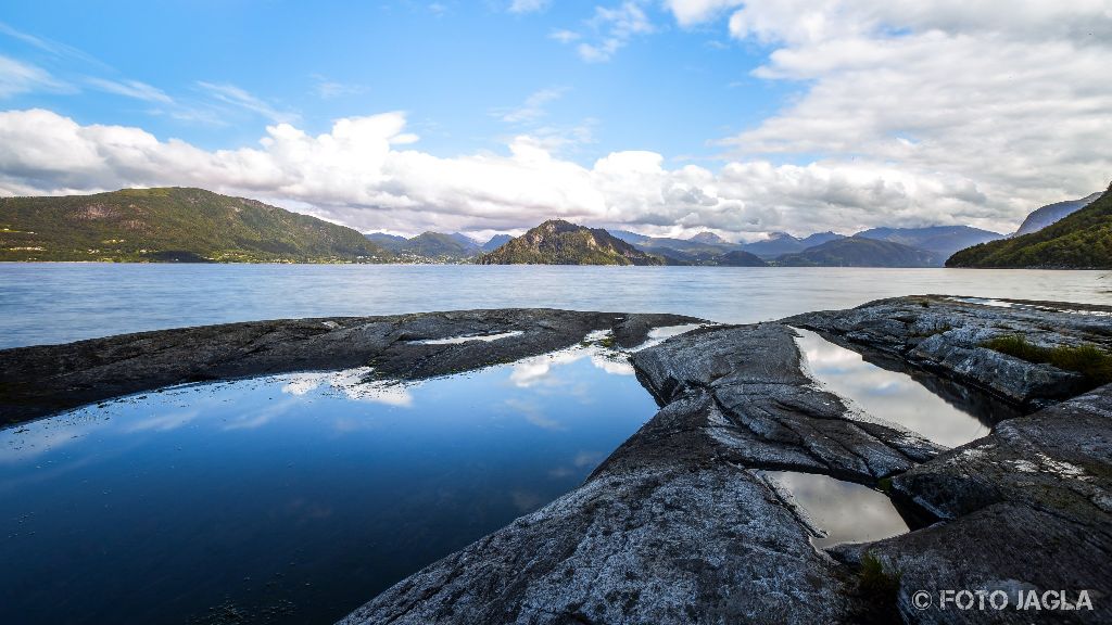 Norwegen 2017 - Storfjord
Unterwegs mit dem Kajak durch die Fjord-Landschaft
