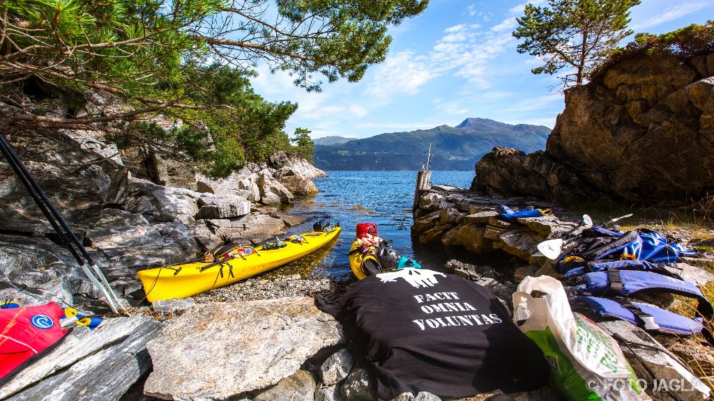 Norwegen 2017 - Storfjord
Unterwegs mit dem Kajak durch die Fjord-Landschaft