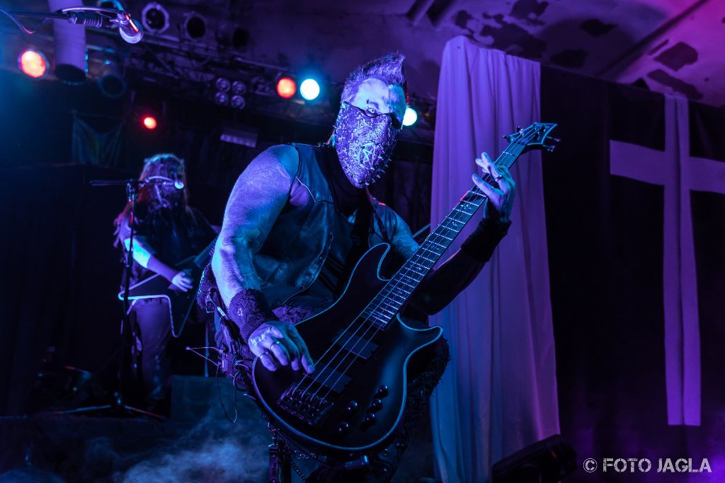 IN THIS MOMENT
Ritual Tour
12.06.2018 in K�ln, Essigfabrik