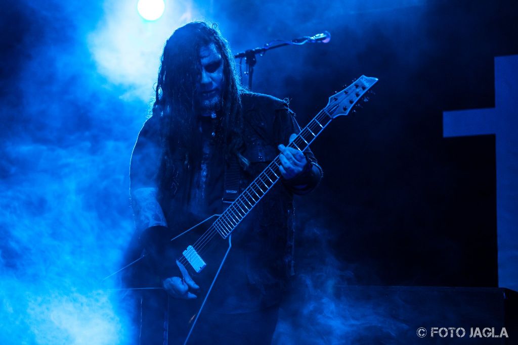 IN THIS MOMENT
Ritual Tour
12.06.2018 in K�ln, Essigfabrik