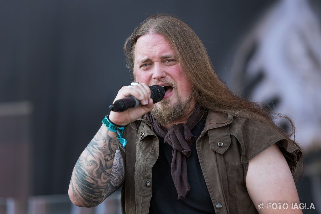 Summer Breeze Open Air 2018 in Dinkelsb�hl (SBOA)
Orden Ogan auf der Main Stage
Frontman Sebastian Seeb Levermann