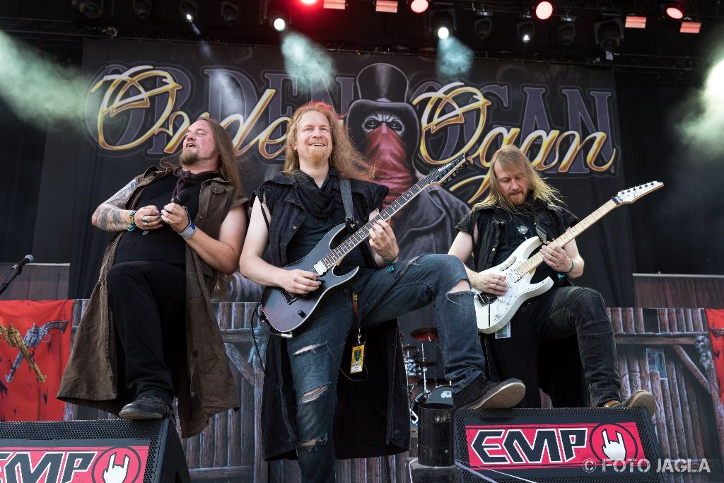 Summer Breeze Open Air 2018 in Dinkelsb�hl (SBOA)
Orden Ogan auf der Main Stage
Sebastian Seeb Levermann, Tobias Kersting, Niels L�ffler