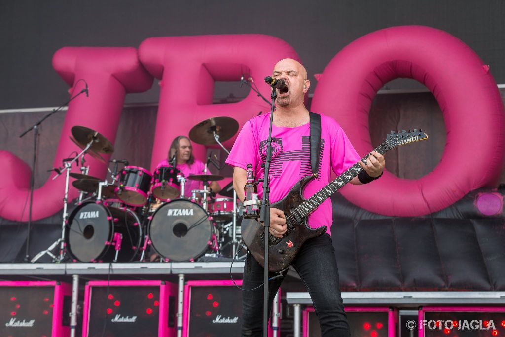 Summer Breeze Open Air 2018 in Dinkelsb�hl (SBOA)
J.B.O. auf der Main Stage