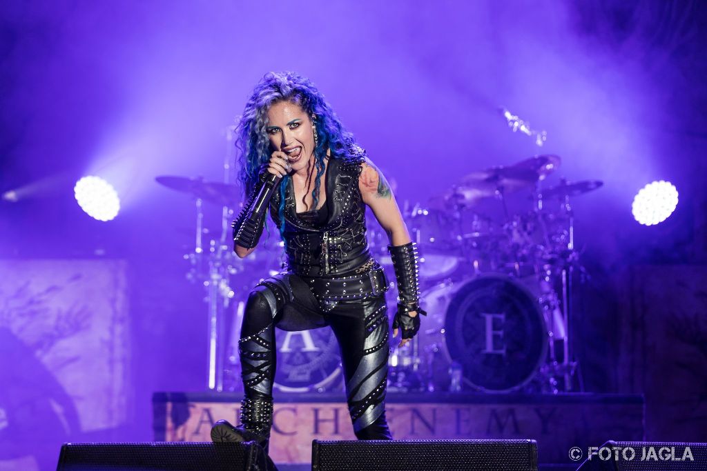 Summer Breeze Open Air 2018 in Dinkelsb�hl (SBOA)
Arch Enemy auf der Main Stage
S�ngerin Alissa White-Gluz