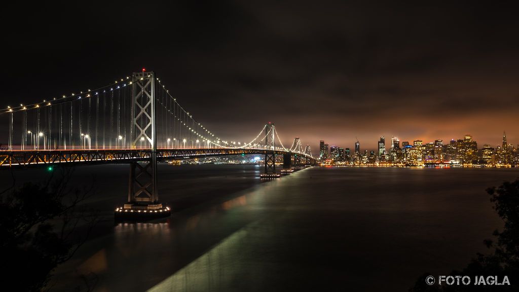 Kalifornien - September 2018
Oakland Bay Bridge bei Nacht mit Blick auf die Piers
San Francisco - Treasure Island