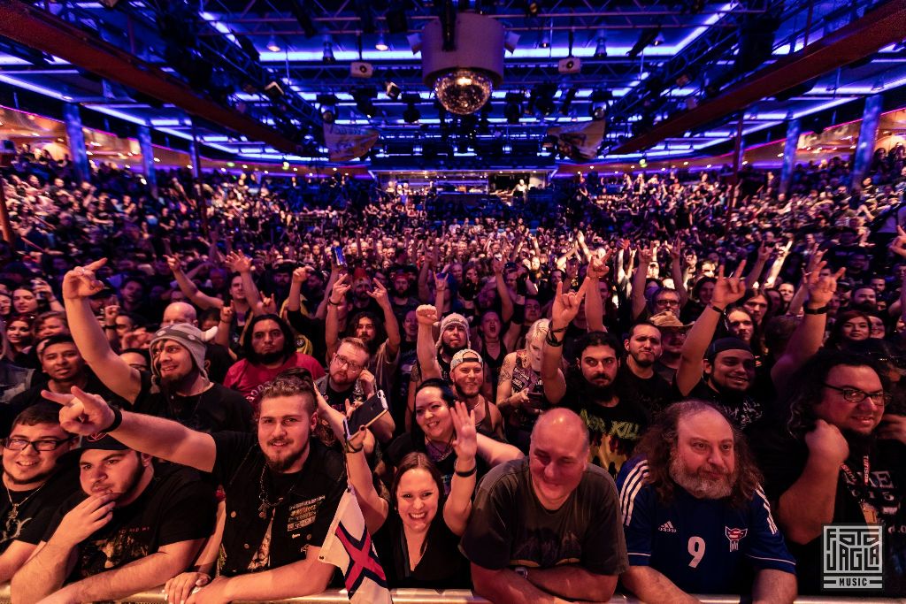 70000 Tons of Metal 2019
Crowd @ T�r - Studio B (Ice Rink)