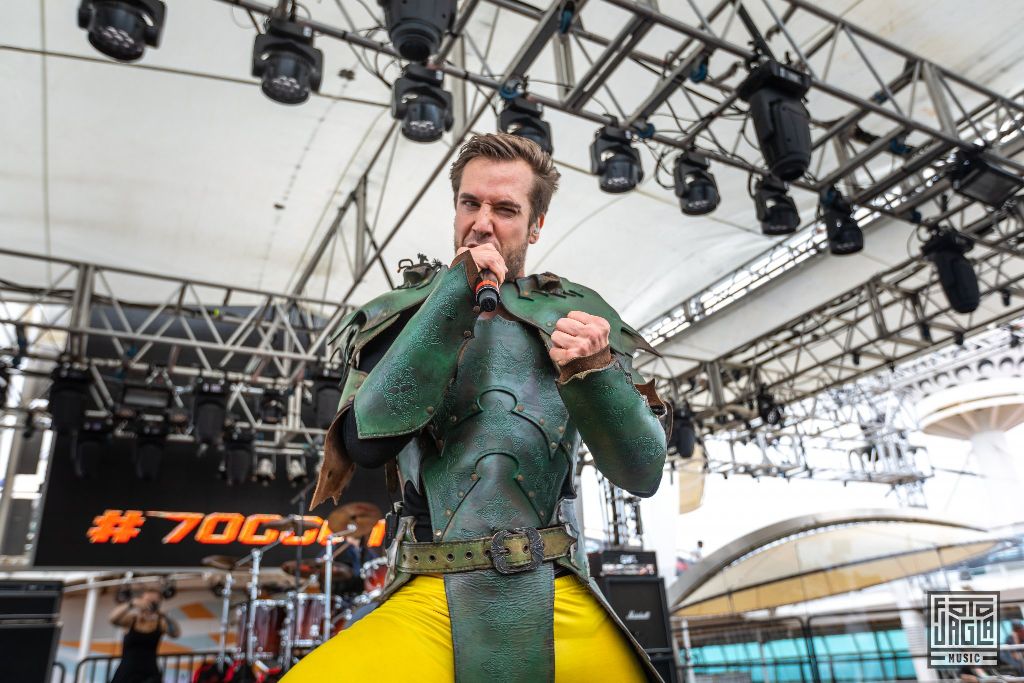 70000 Tons of Metal 2019
Gloryhammer - Pooldeck Stage