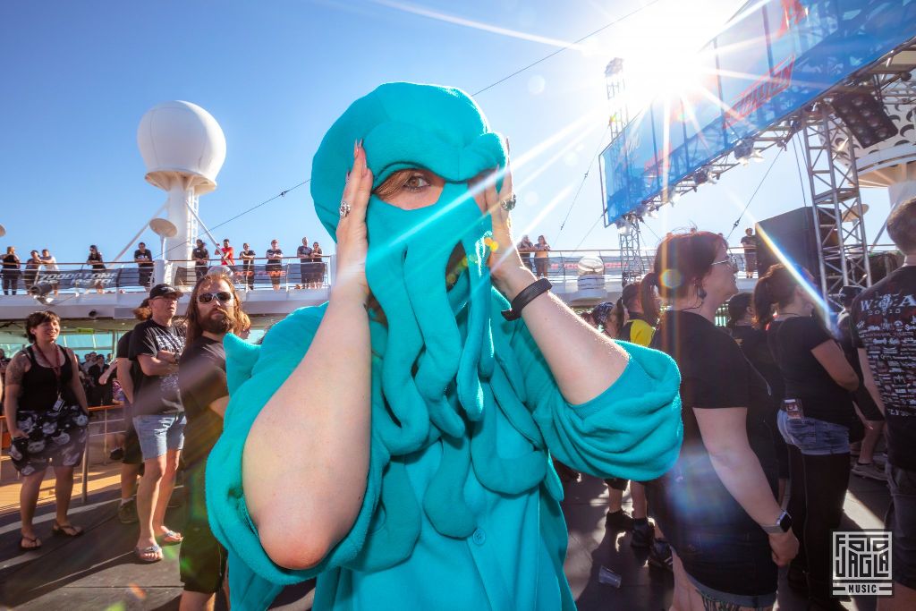 70000 Tons of Metal 2019
Pooldeck Impression vom Cthulhu Karaoke Monster