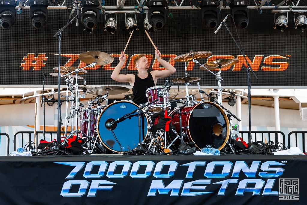 70000 Tons of Metal 2019
Subway To Sally - Pooldeck Stage
